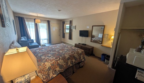 Deluxe Room, 1 Queen Bed