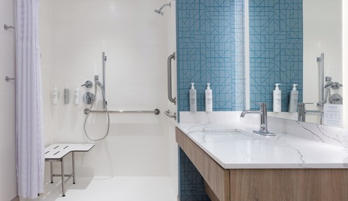 Room, Multiple Beds, Accessible (Roll-In Shower)