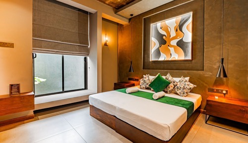 Deluxe Double Room, Poolside
