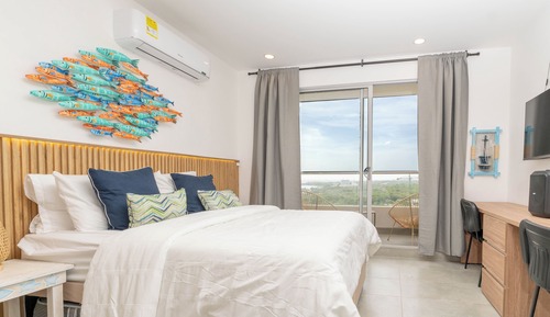 Studio, Pool View (1302F)