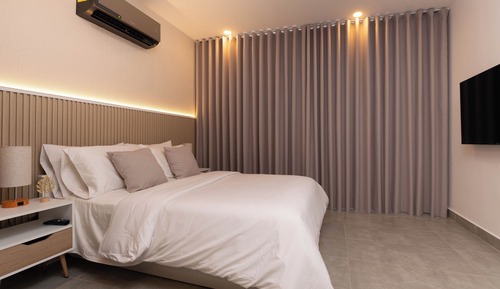 Studio, Pool View (302F)