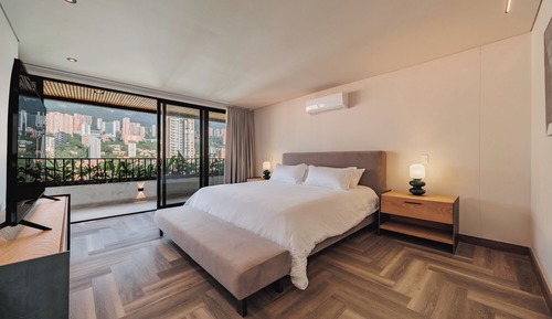 Luxury Duplex, City View