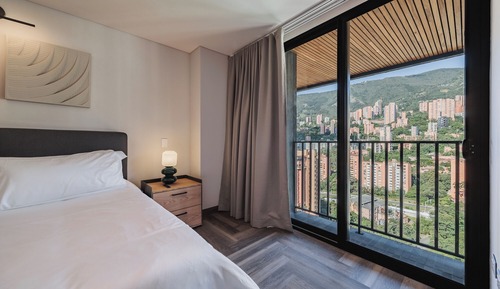 Premium Apartment, City View