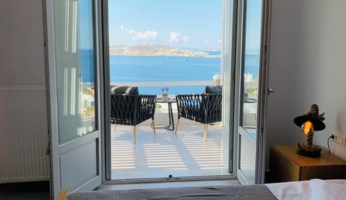 Luxury Apartment, Sea View