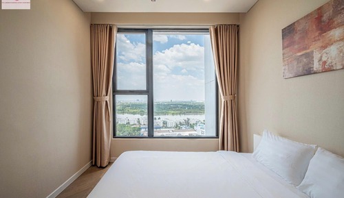 Premium Apartment, 1 King Bed, City View