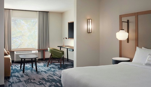 Suite, 1 King Bed with Sofa bed, Non Smoking (Hearing Accessible)