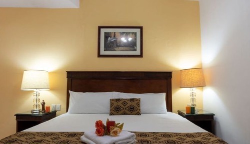 Suite, City View