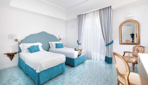 Apartment, 1 Bedroom, Smoking, Pool Access