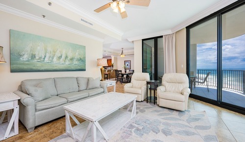Condo, 2 Bedrooms