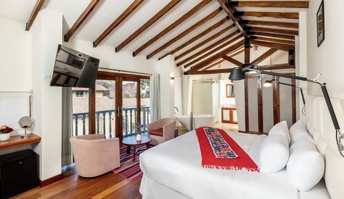 Superior Room, 1 King Bed, Garden View