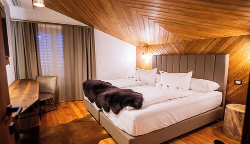 Apartment, Balcony, Mountain View