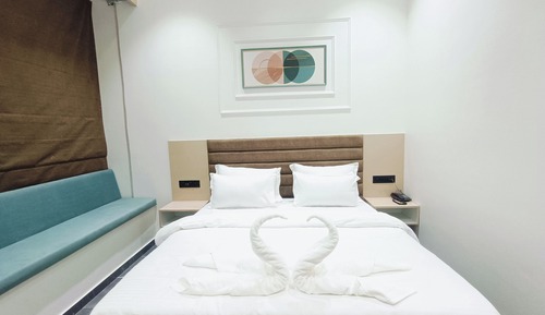 Superior Room, City View