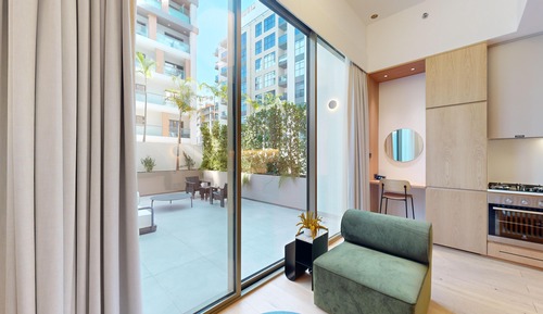 Deluxe Studio, 1 Queen Bed, Terrace, City View