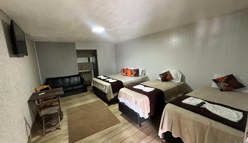 Basic Quadruple Room, Partial Lake View