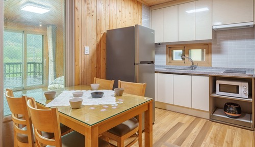 Basic Room, 1 Bedroom (Queen Seondeok Room(Ocean View/BBQ))
