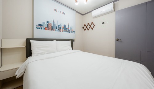 Basic Room, 1 Bedroom (Room 101 (Ocean View / BBQ))