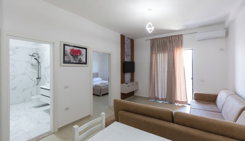 Superior Apartment with Balcony