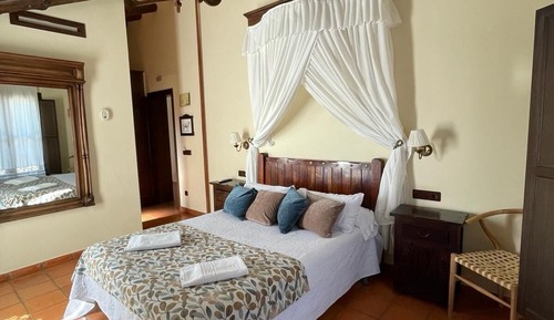 Comfort Double or Twin Room, City View