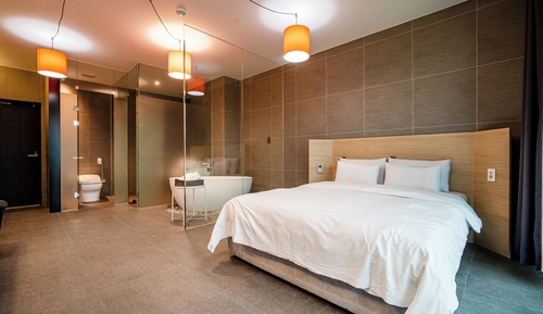 Standard Room, Balcony, Lake View