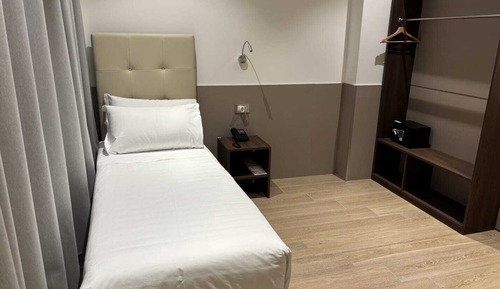 Basic Single Room