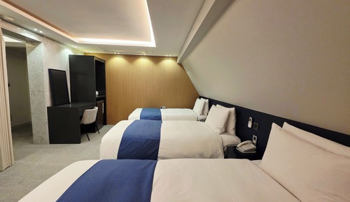 Superior Quadruple Room, Multiple Beds, Non Smoking