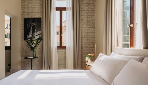 Deluxe Triple Room, Canal View