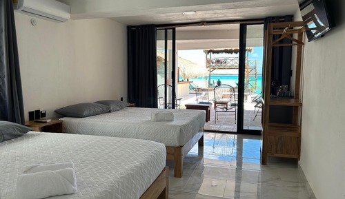 Quadruple Room, Lake View
