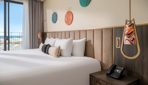 Premium King Room