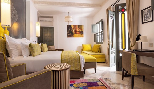 Chambre Mimosa ( junior suite)