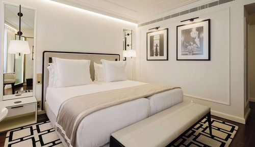 Classic Room, City View