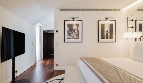 Signature Suite, Balcony