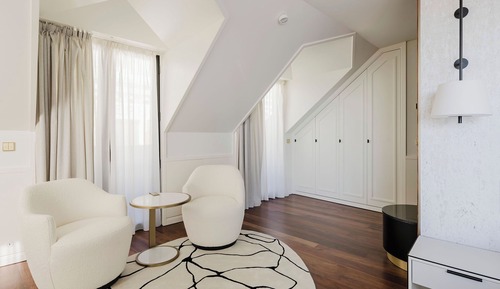 Penthouse Suite