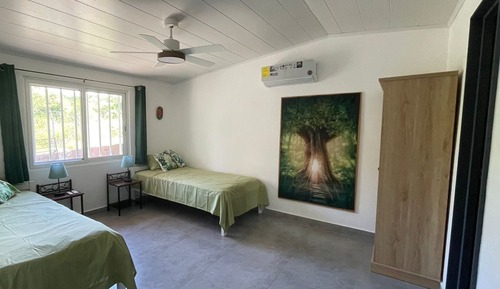 Family Studio Suite, Non Smoking, Private Bathroom