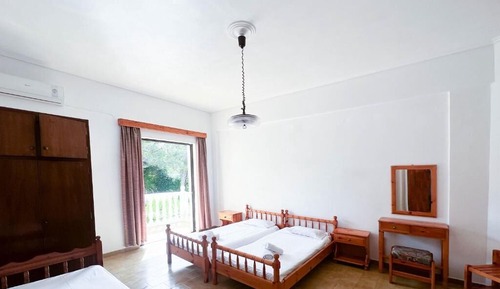 Basic Twin Room, Balcony