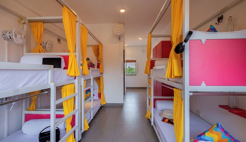 Bed in 6 Bed Female Only Dormitory Room with Ensuite Bathroom