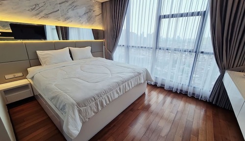 Superior Apartment, 3 Bedrooms, Kitchen, City View
