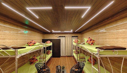 Exclusive Room, Mixed Dorm, Balcony, Mountain View