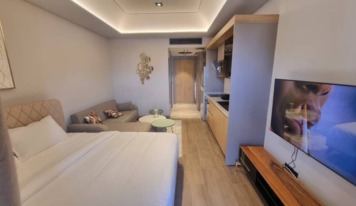 Comfort Studio Suite, City View
