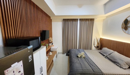Deluxe Studio, Balcony, City View