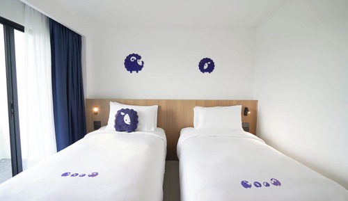 Deluxe Twin Room