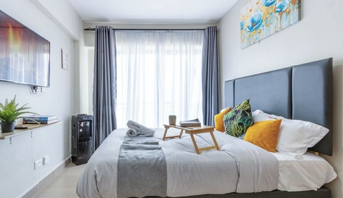 Comfort Apartment, Balcony, City View