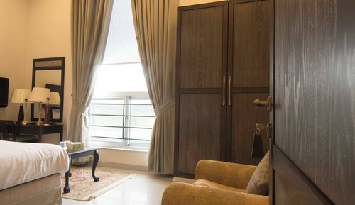 Room, Multiple Bedrooms, Accessible, Smoking