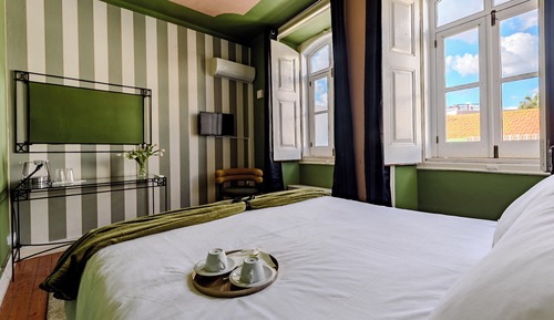 Romantic Double Room, City View