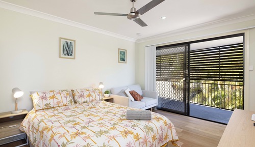 Superior Studio, 1 Queen Bed, Non Smoking, Kitchenette