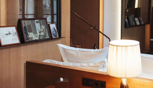 Junior Suite, 1 King Bed, Air conditioning