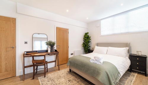 Deluxe Studio, 1 Double Bed