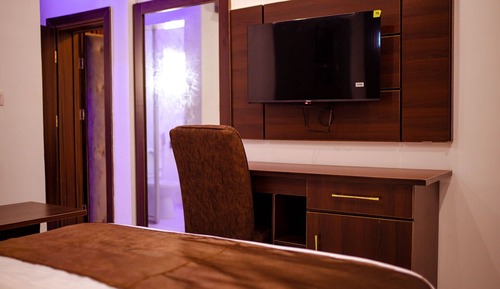 Deluxe Single Room