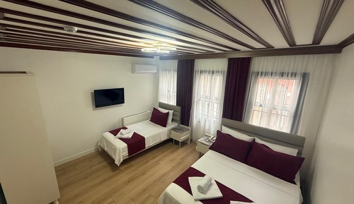 Family Triple Room, City View