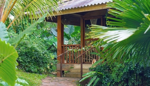 Deluxe Cottage, 1 King Bed, Garden View, Beachside