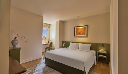 Deluxe Room, City View